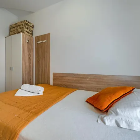 Comfortable Obad, 4 Min Walk To Znjan Апартаменти Спліт