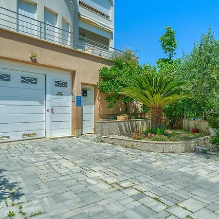 Comfortable Obad, 4 Min Walk To Znjan * 斯普利特
