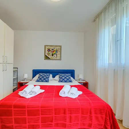 Comfortable Obad, 4 Min Walk To Znjan 斯普利特